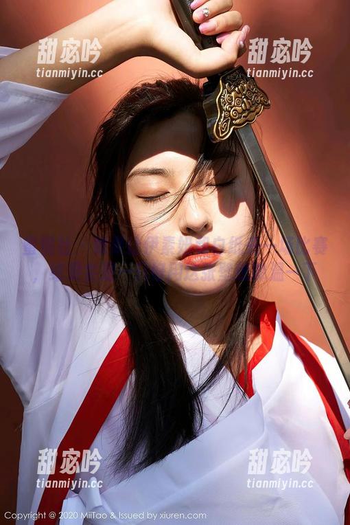 蜜桃社-伊素妍 蜜桃社 - 如果让伊素妍和白纸来一场比赛,结果会是…只好用这张壁纸降温一下