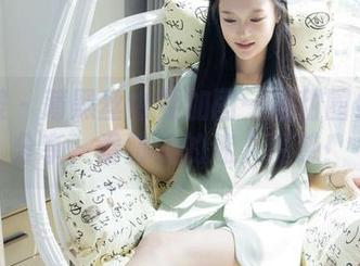 袜啵啵 – 薄黑丝也要加固—甜甜圈作品集分享，看脚尖的迷人诱惑！