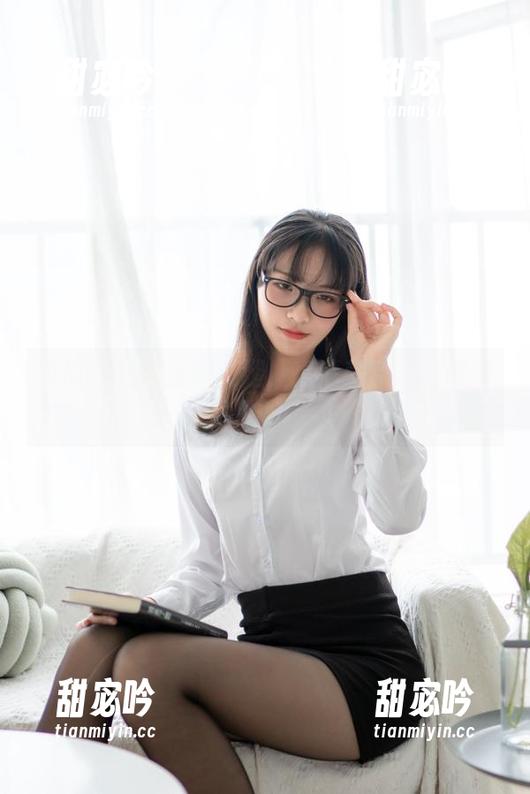 西瓜少女的丝滑长腿，高清刺激你的神经！