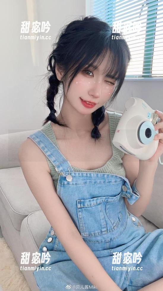 “办公室风无法抵挡”的贝儿酱Miki：下载她的职业装，让我们一起翻转职场！