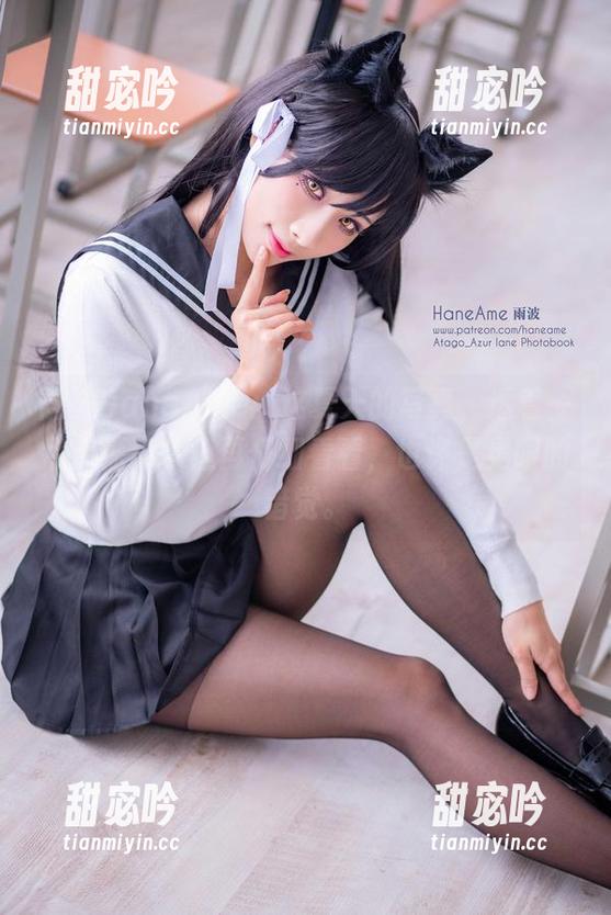 雨波HaneAme：这夏天的写真，透着一点点惬意，但再仔细看看，也许是晃眼的错觉。