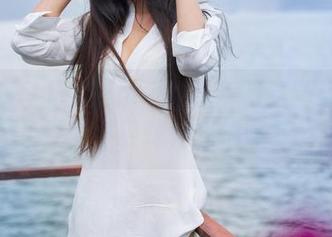 青豆客 – 欧尼anne的私房写真：温柔得像个小猫咪，想撸吗？
