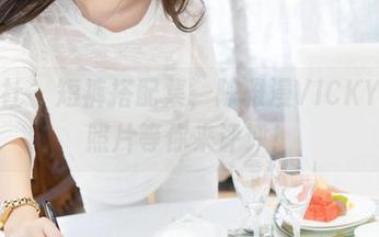 魅妍社 – 短裤搭配集，陈雅漫VICKY高清照片等你来评评！